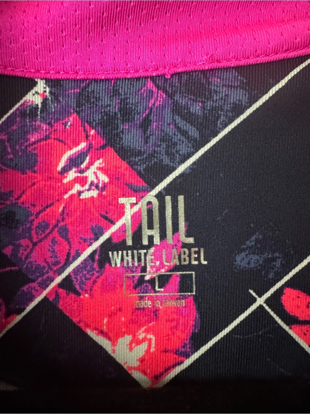 Women’s Tail Sleeveless Half-Zip Golf Tank in Navy and Hot Pink Floral Large - Picture 3 of 3